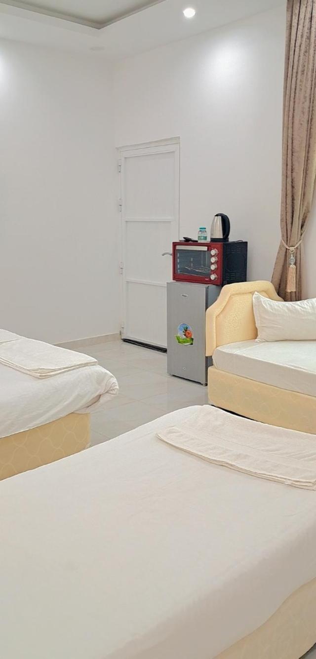 Alshumukh Guesthouse Al Ghalilah Room photo