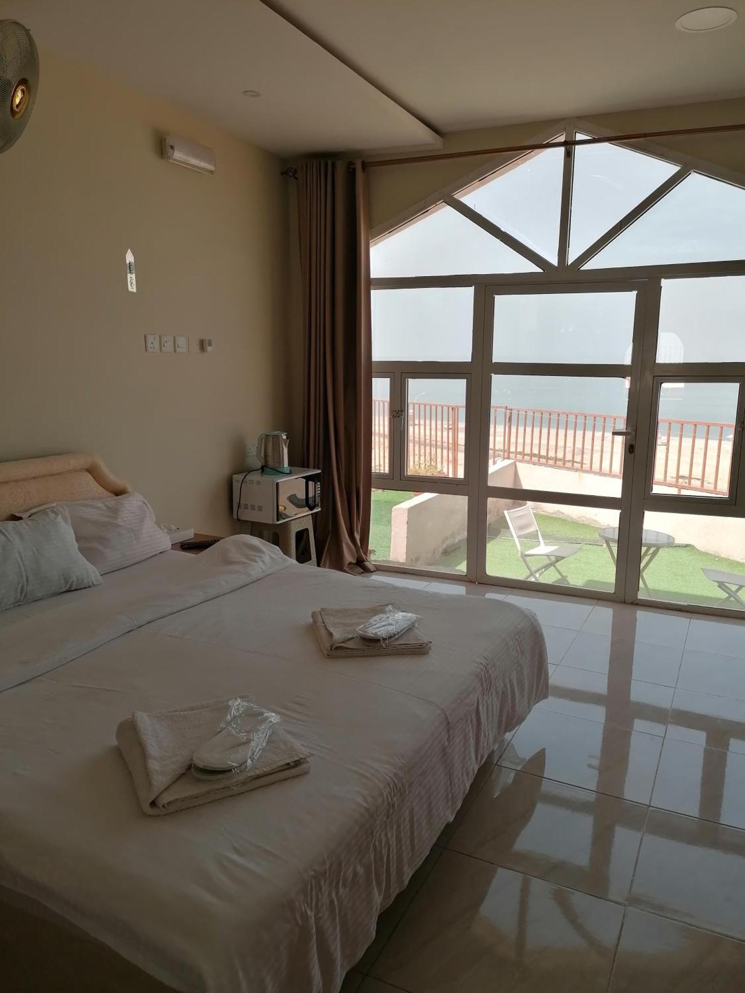 Alshumukh Guesthouse Al Ghalilah Room photo