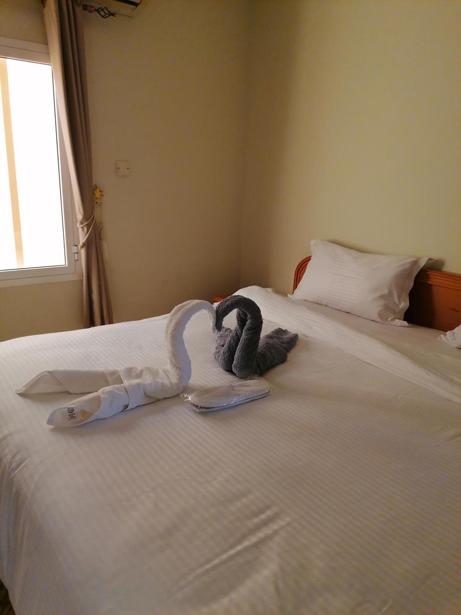 Alshumukh Guesthouse Al Ghalilah Room photo
