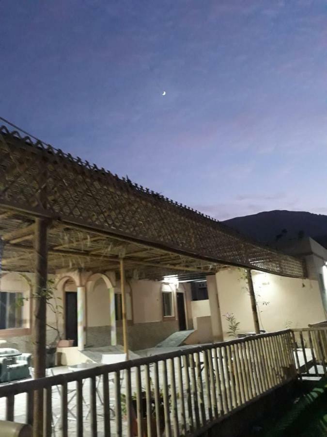 Alshumukh Guesthouse Al Ghalilah Exterior photo